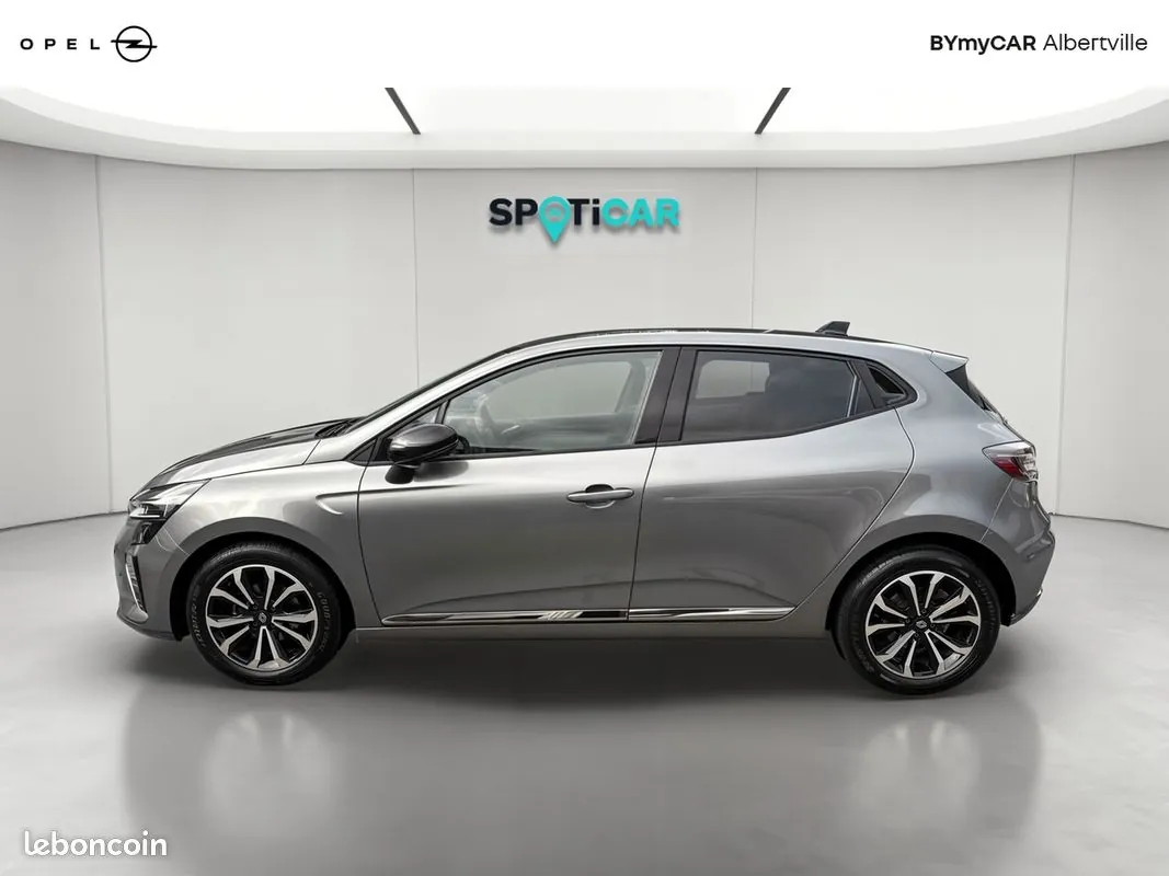 Renault Clio 2025 photo 2