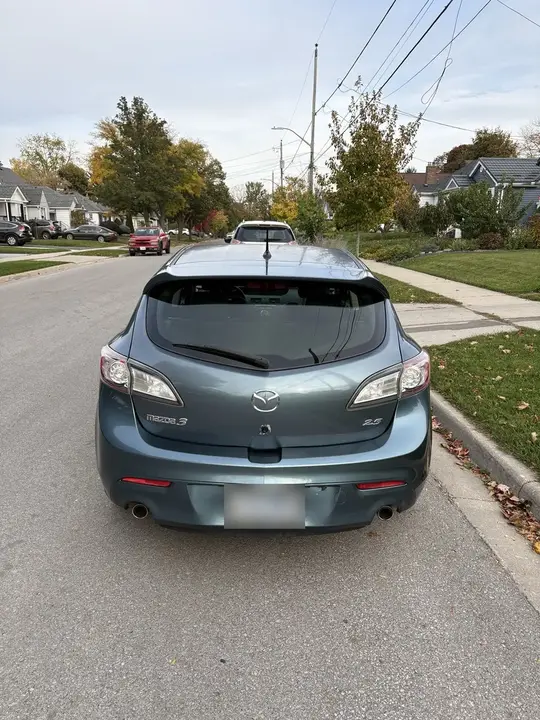 Mazda 3 2011 photo 3