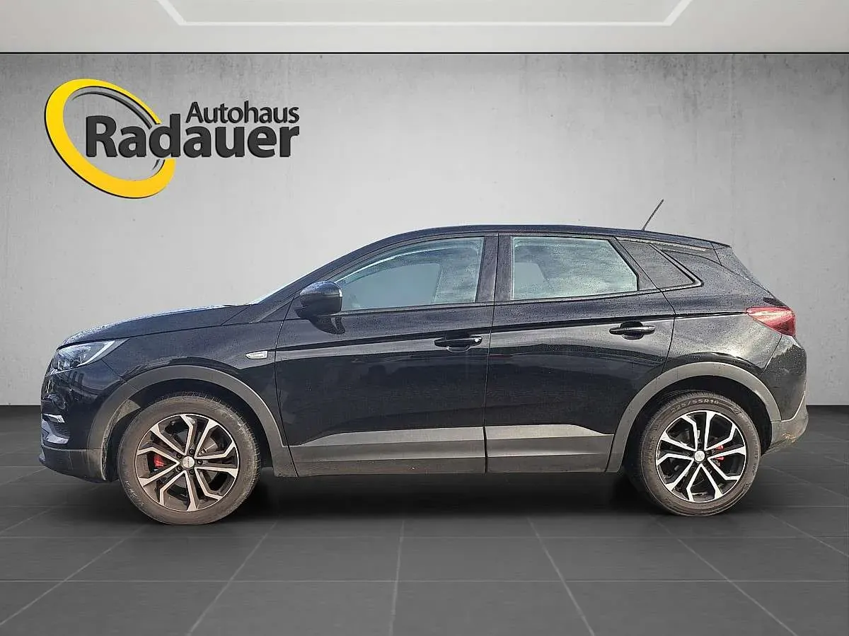 Opel Grandland X 2019 photo 2