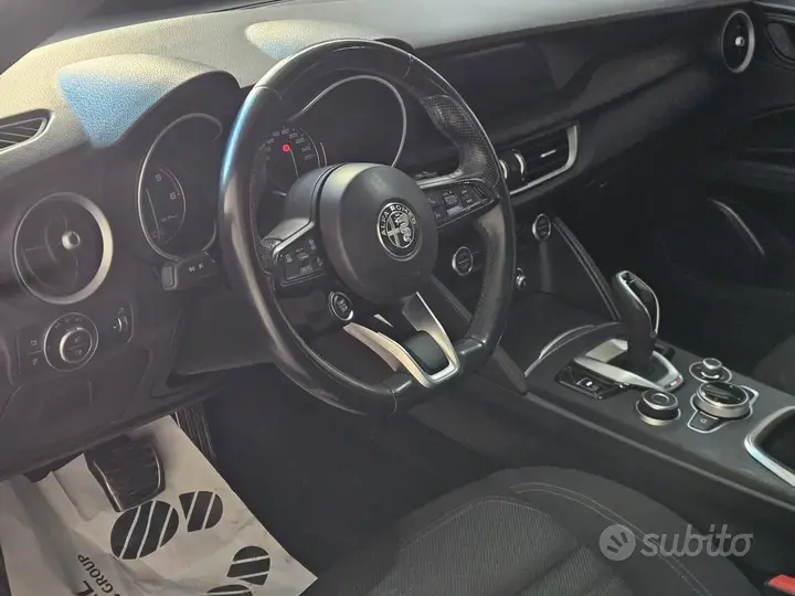 Alfa Romeo Stelvio 2022 photo 5