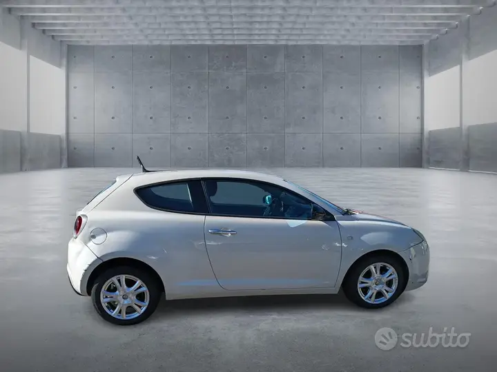 Alfa Romeo Mito 2012 photo 4