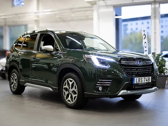 Subaru Forester 2024 photo 2