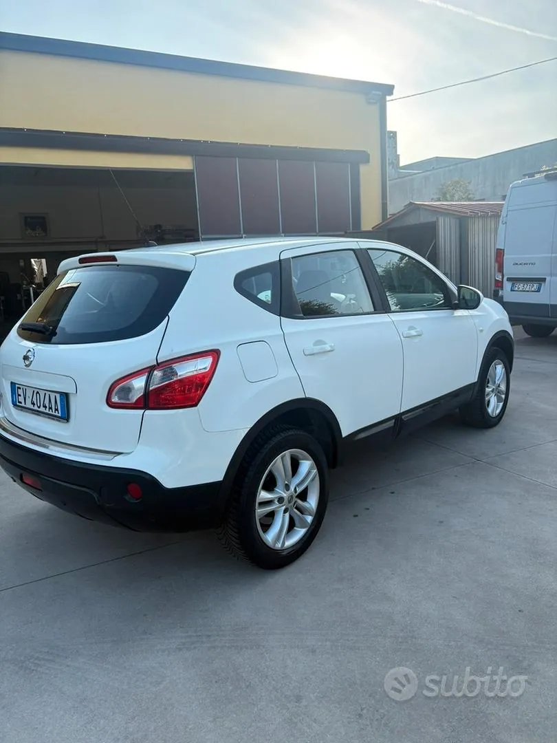 Nissan Qashqai 2014 photo 4