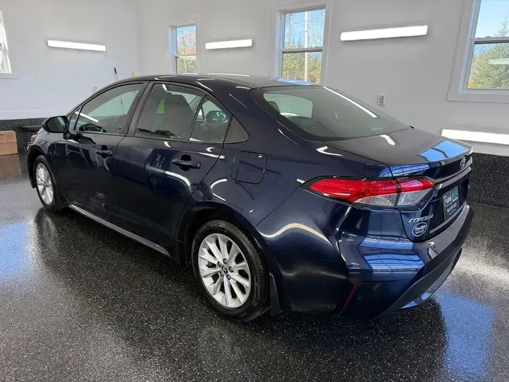 Toyota Corolla 2021 photo 2