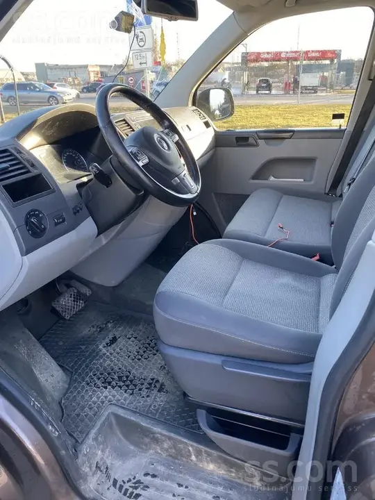 Volkswagen Transporter 2011 photo 5