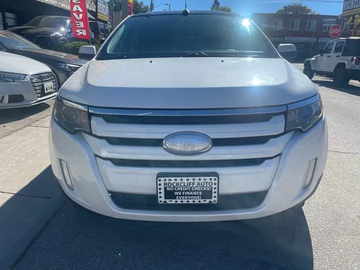 Ford Edge 2013 photo 2