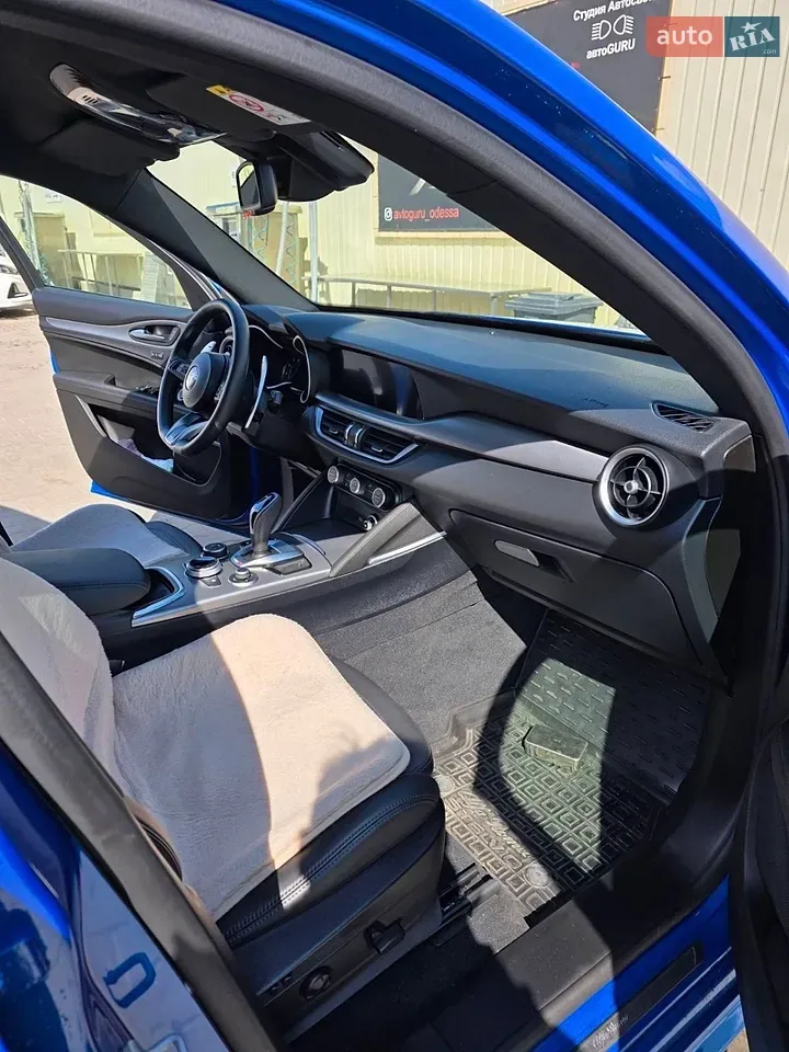Alfa Romeo Stelvio 2022 photo 3