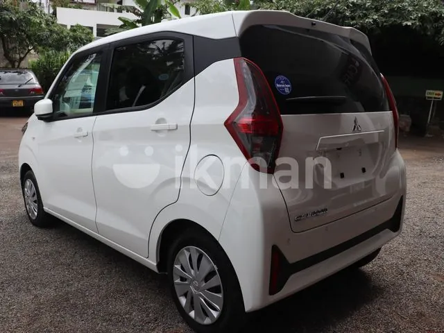 Mitsubishi Ek Wagon 2023 photo 4