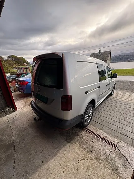 Volkswagen Caddy Maxi 2017 photo 3