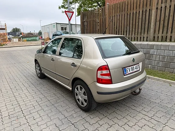 Skoda Fabia 2006 photo 4
