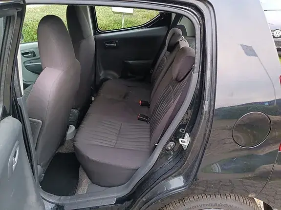 Nissan Pixo 2010 photo 3