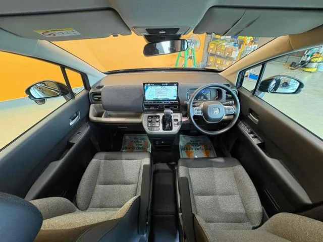 Honda Freed E:Hev 2026 photo 4