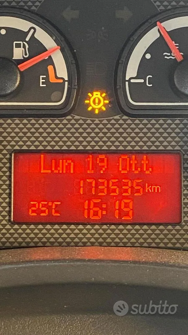 Fiat Panda 2011 photo 3