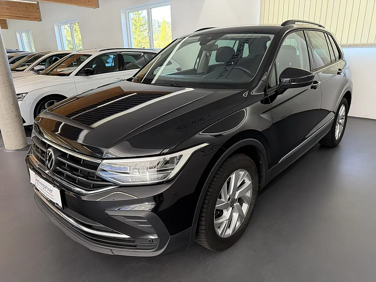 Volkswagen Tiguan 2023 photo 2