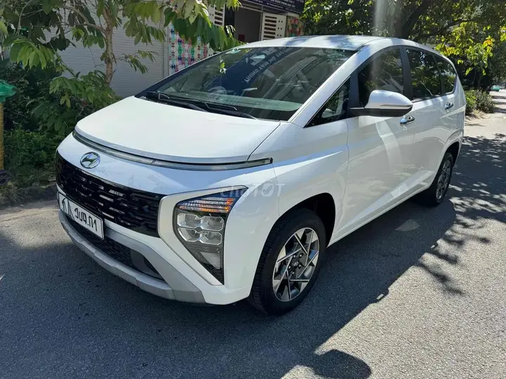 Hyundai Stargazer