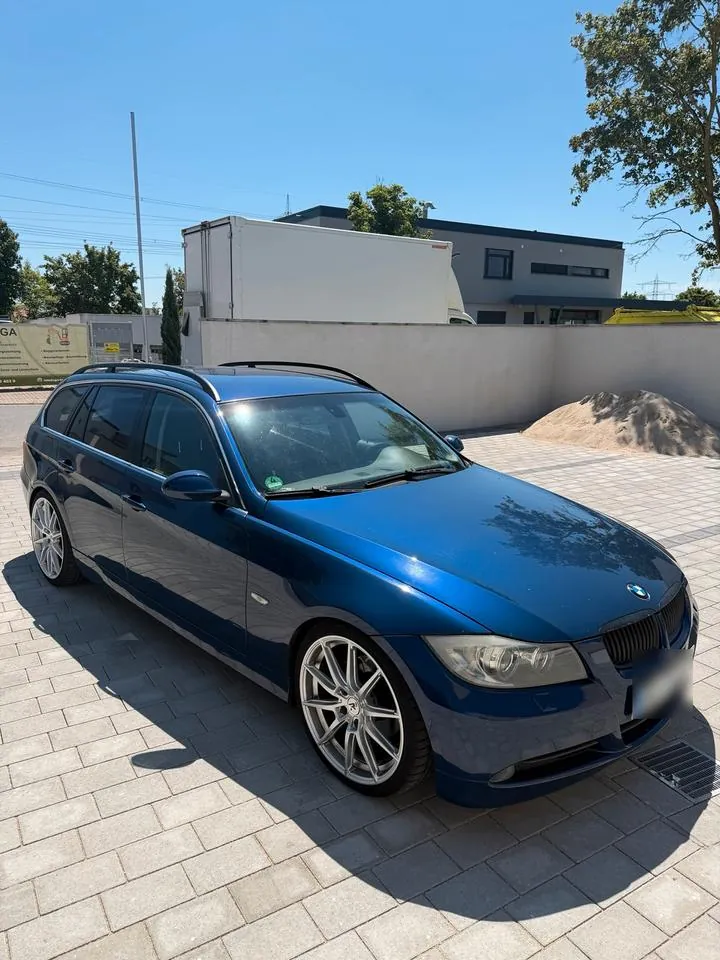 BMW 325I