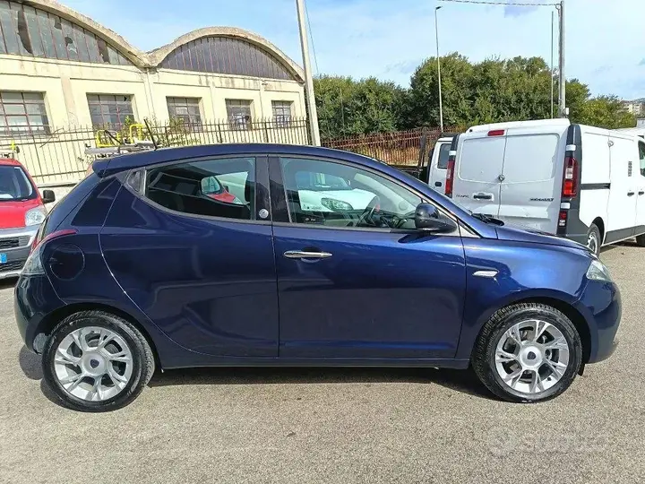 Lancia Ypsilon 2015 photo 5