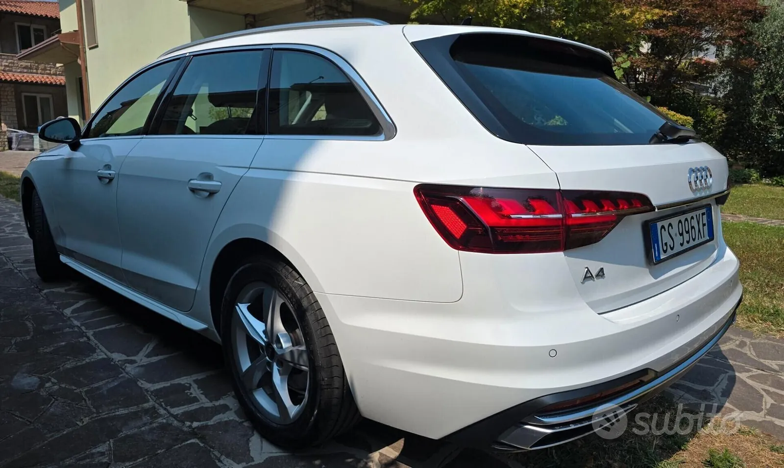 Audi A4 Avant 2024 photo 4