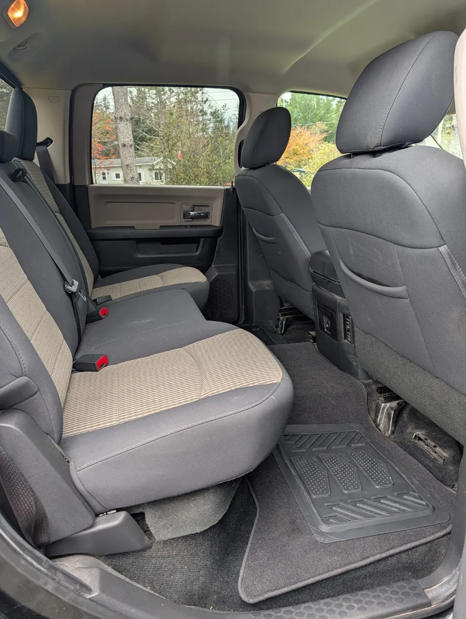 Dodge Ram 1500 2012 photo 5