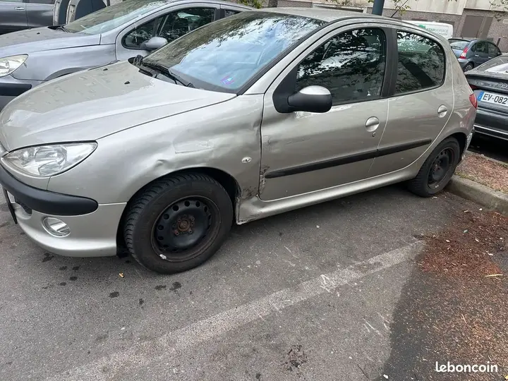Peugeot 206