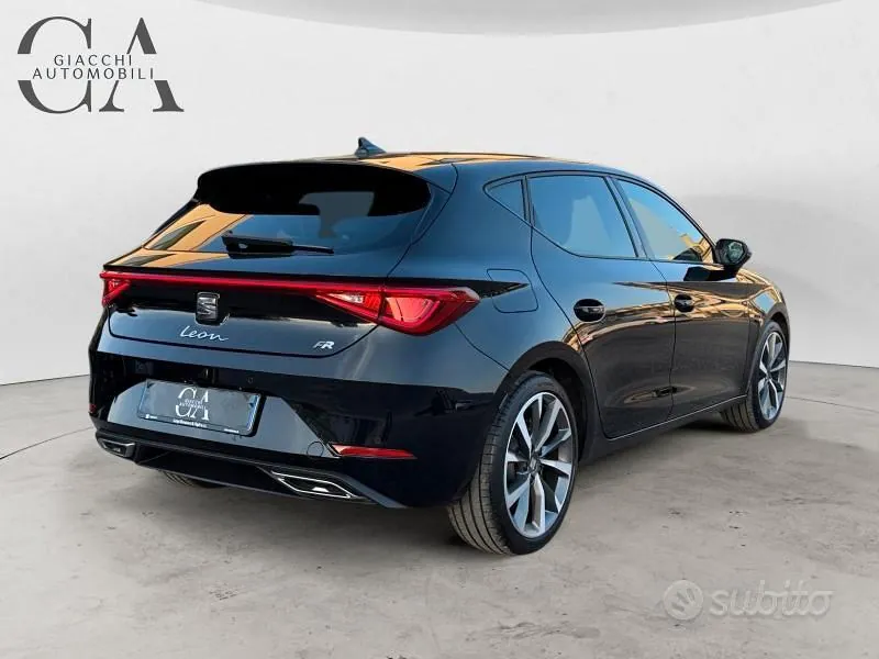 Seat Leon 2023 photo 5