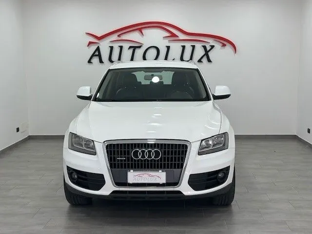 Audi Q5 2010 photo 4
