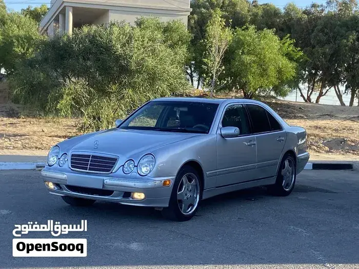 Mercedes-Benz E-Class 2002 photo 3