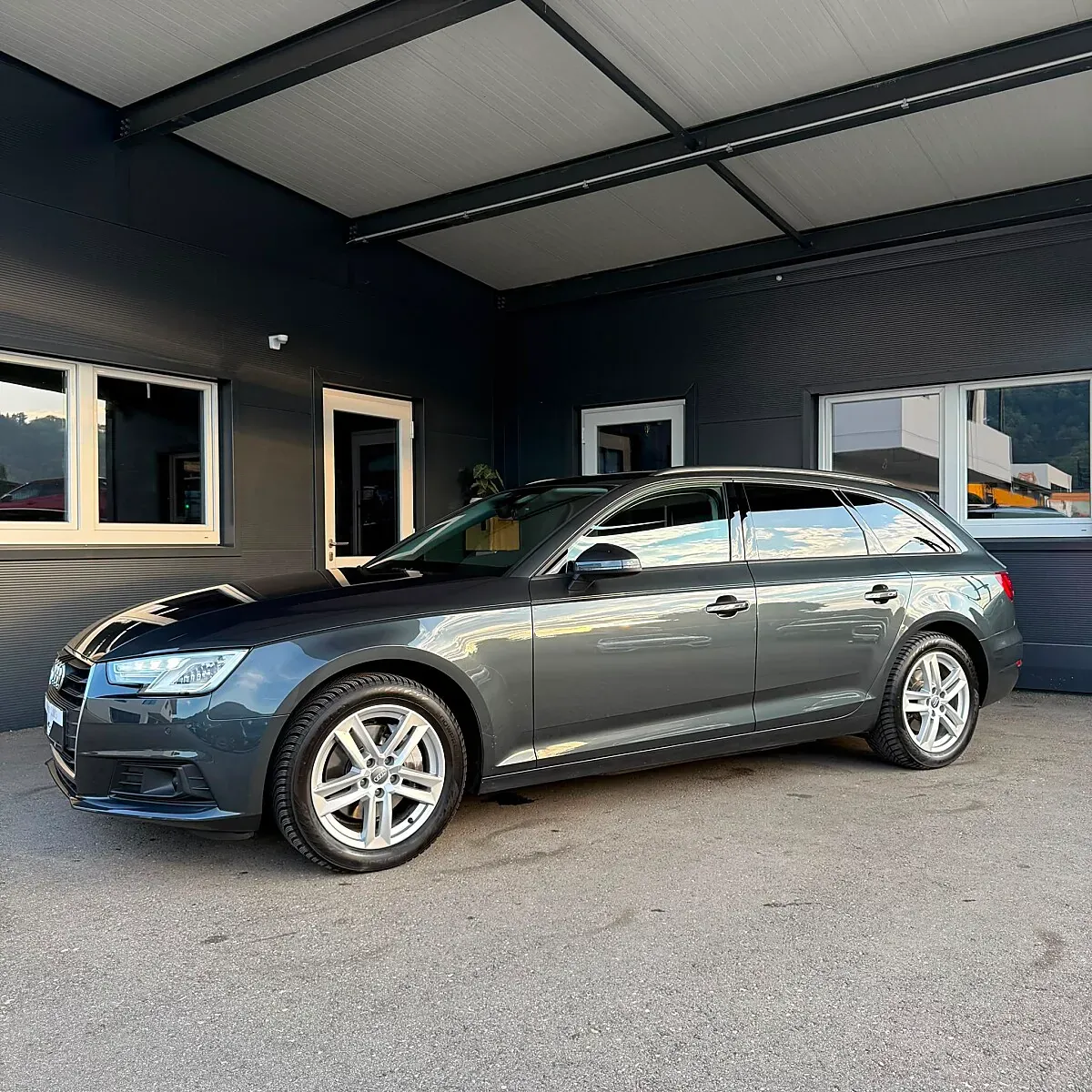 Audi A4 2016 photo 2