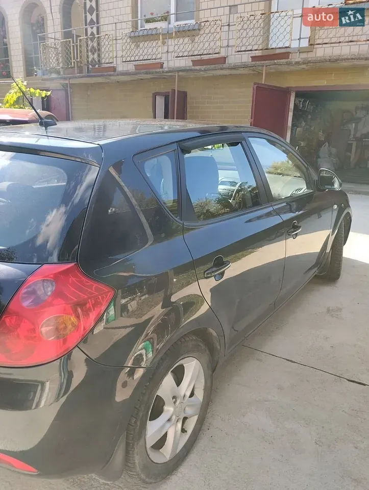 Kia Ceed 2008 photo 4