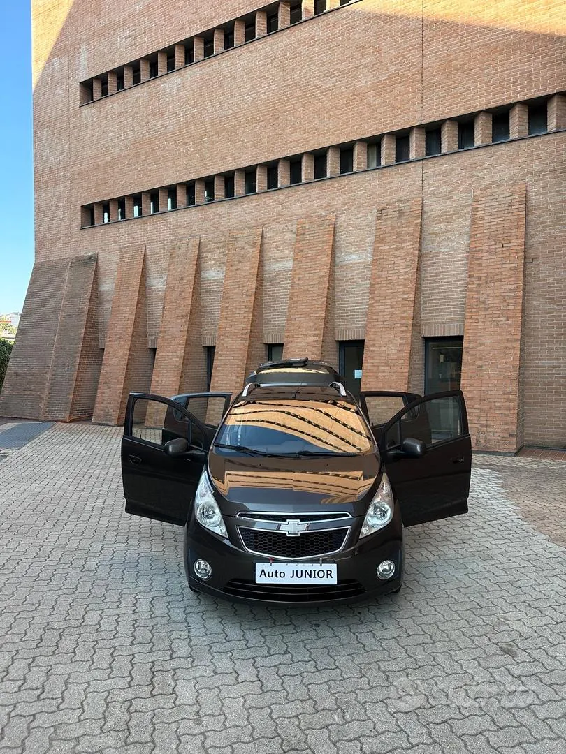 Chevrolet Spark 2012 photo 2