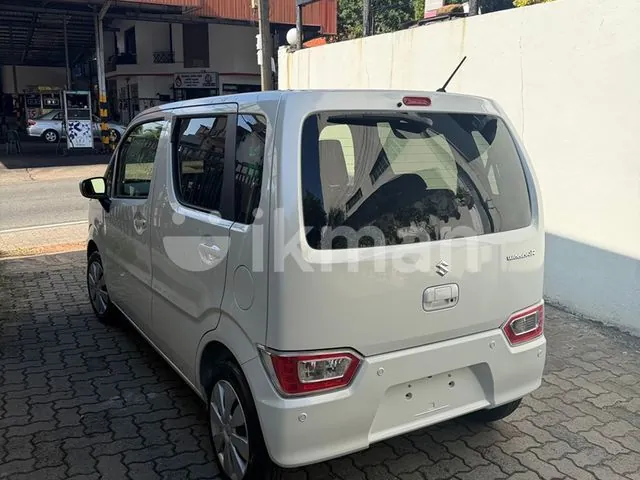 Suzuki Wagon R 2026 photo 4