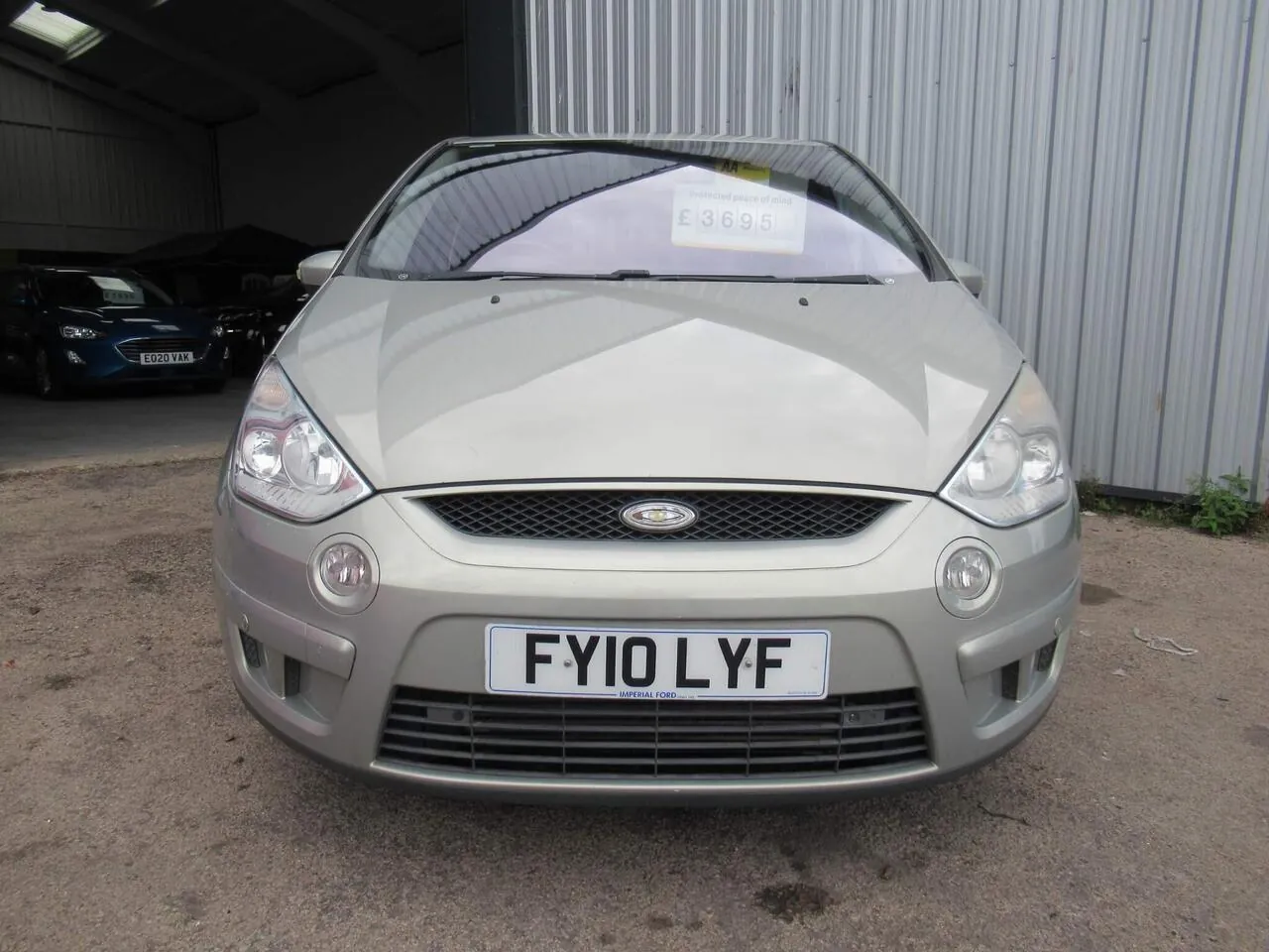 Ford S-Max 2010 photo 4