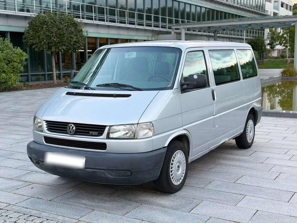 Volkswagen T4 Caravelle