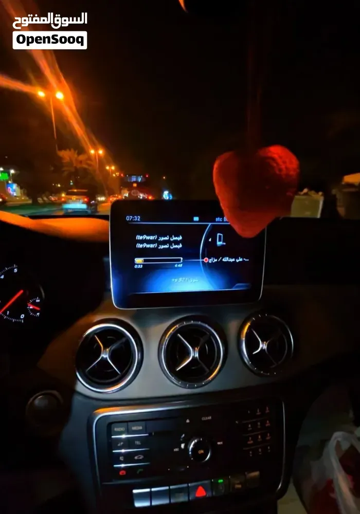 Mercedes-Benz C-Class 2018 photo 3