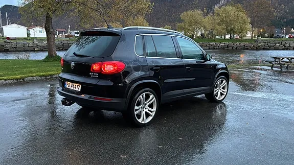 Volkswagen Tiguan 2011 photo 2