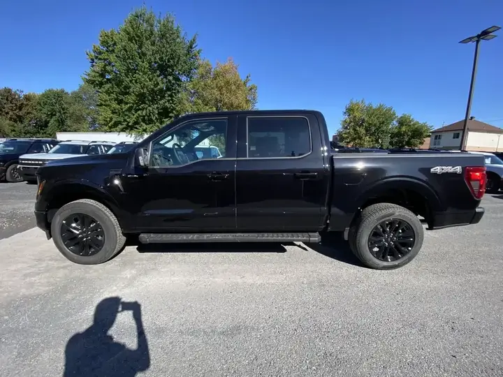 Ford F-150 2026 photo 2