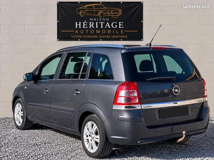 Opel Zafira 2012 photo 3