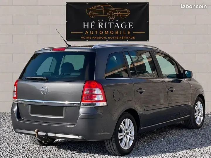 Opel Zafira 2012 photo 4