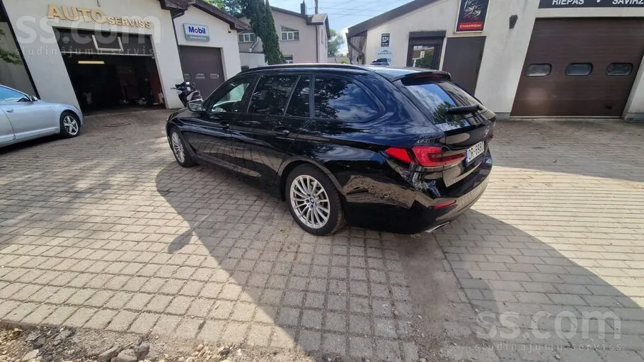 BMW 530E 2021 photo 4