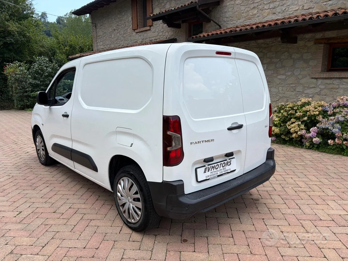 Peugeot Partner 2021 photo 4