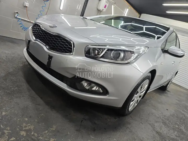 Kia Ceed 2012 photo 4