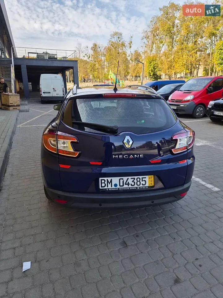 Renault Megane 2010 photo 4
