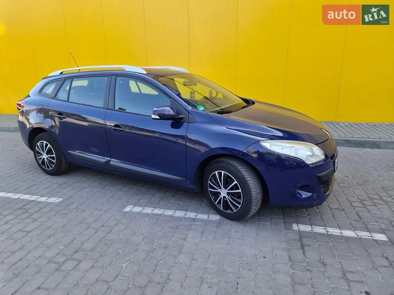 Renault Megane 2010 photo 2