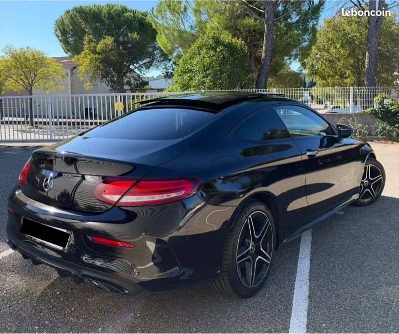 Mercedes-Benz C-Class 2018 photo 2