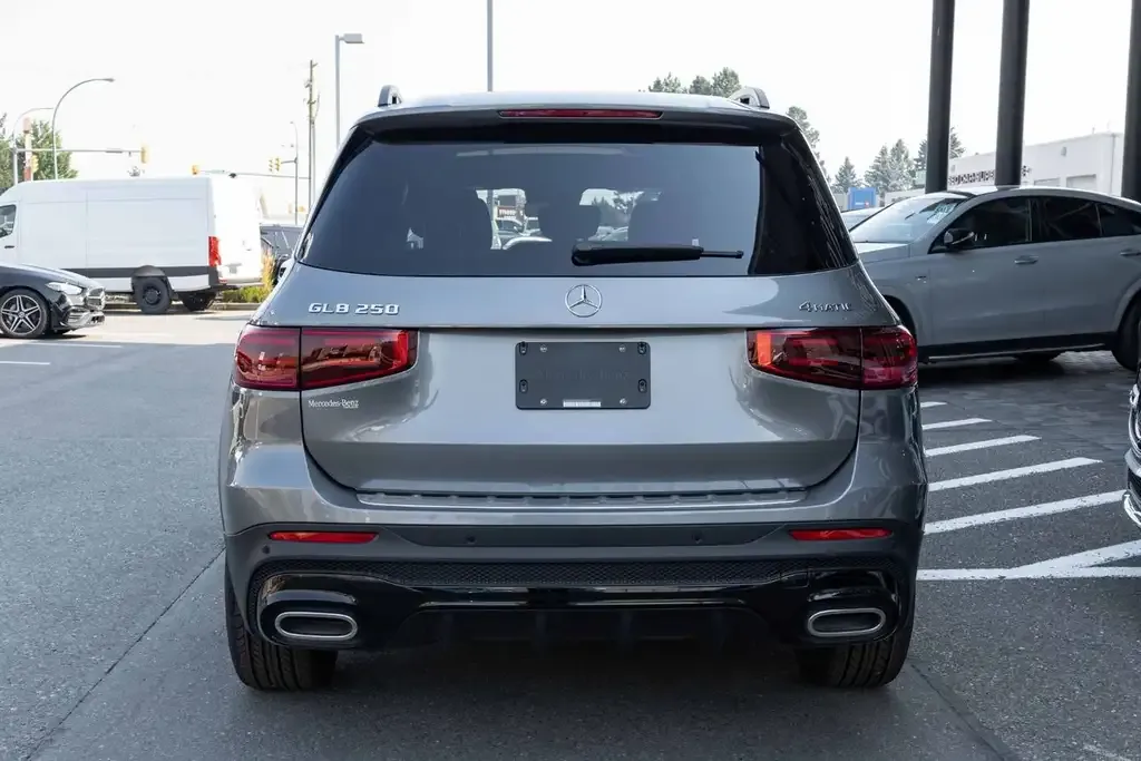 Mercedes-Benz Glb 2026 photo 4