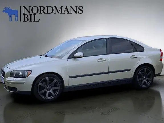 Volvo S40 2005 photo 2