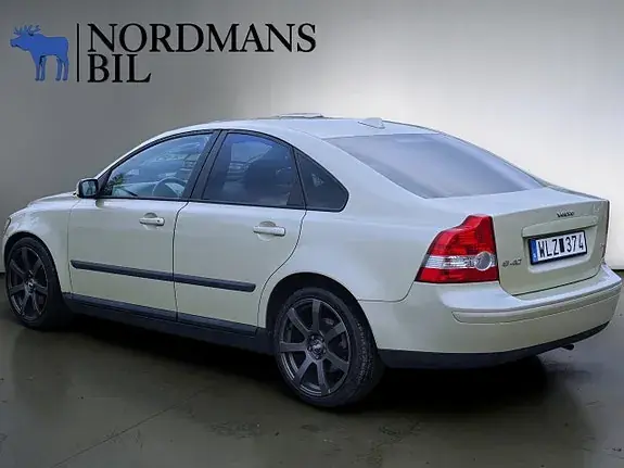 Volvo S40 2005 photo 3