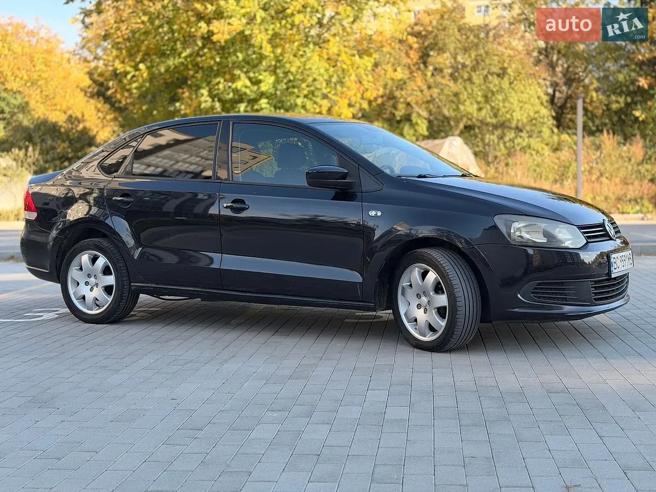 Volkswagen Polo 2013 photo 2
