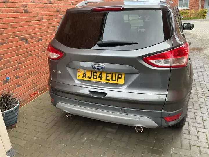 Ford Kuga 2015 photo 2