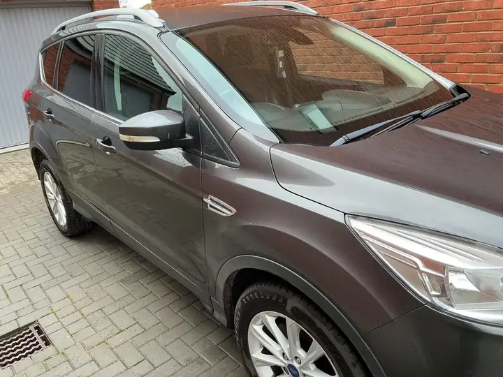 Ford Kuga 2015 photo 3